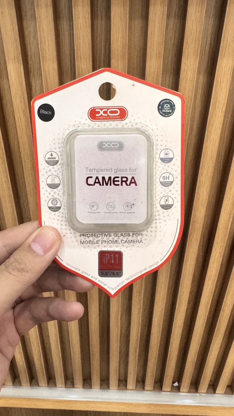 Kính bảo vệ camera iPhone hãng XO ( có list máy )